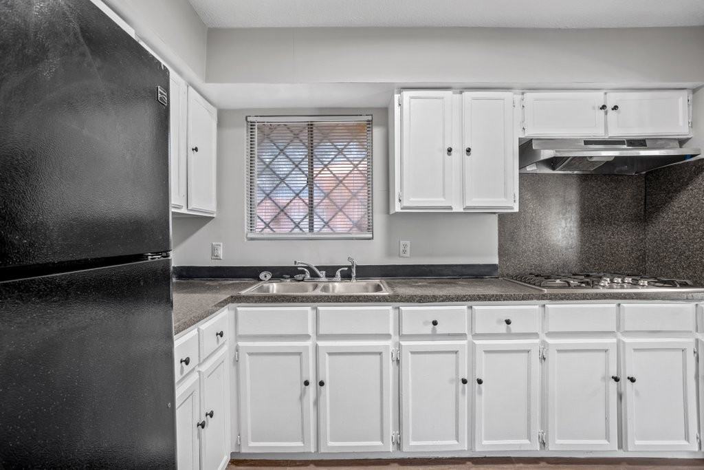 2821 General Doolittle Avenue #1 - Photo 5 of 16