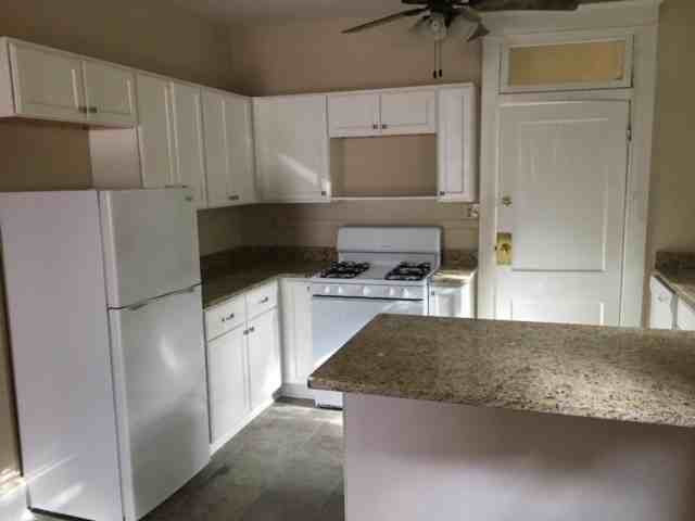 114 North Mclean Boulevard #2 - Photo 2 of 5