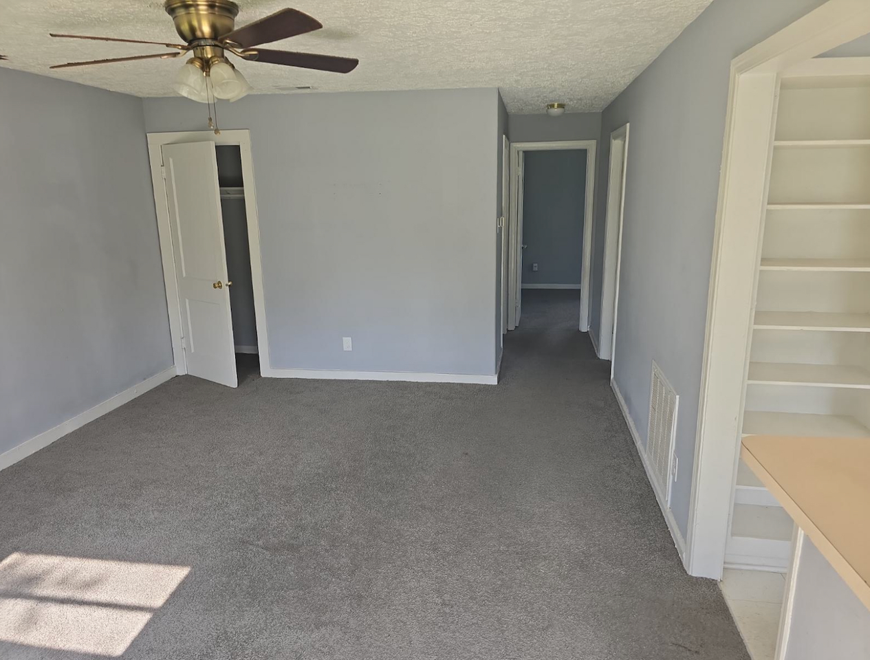 2114 North Kenyon Street #1 - Photo 3 of 4