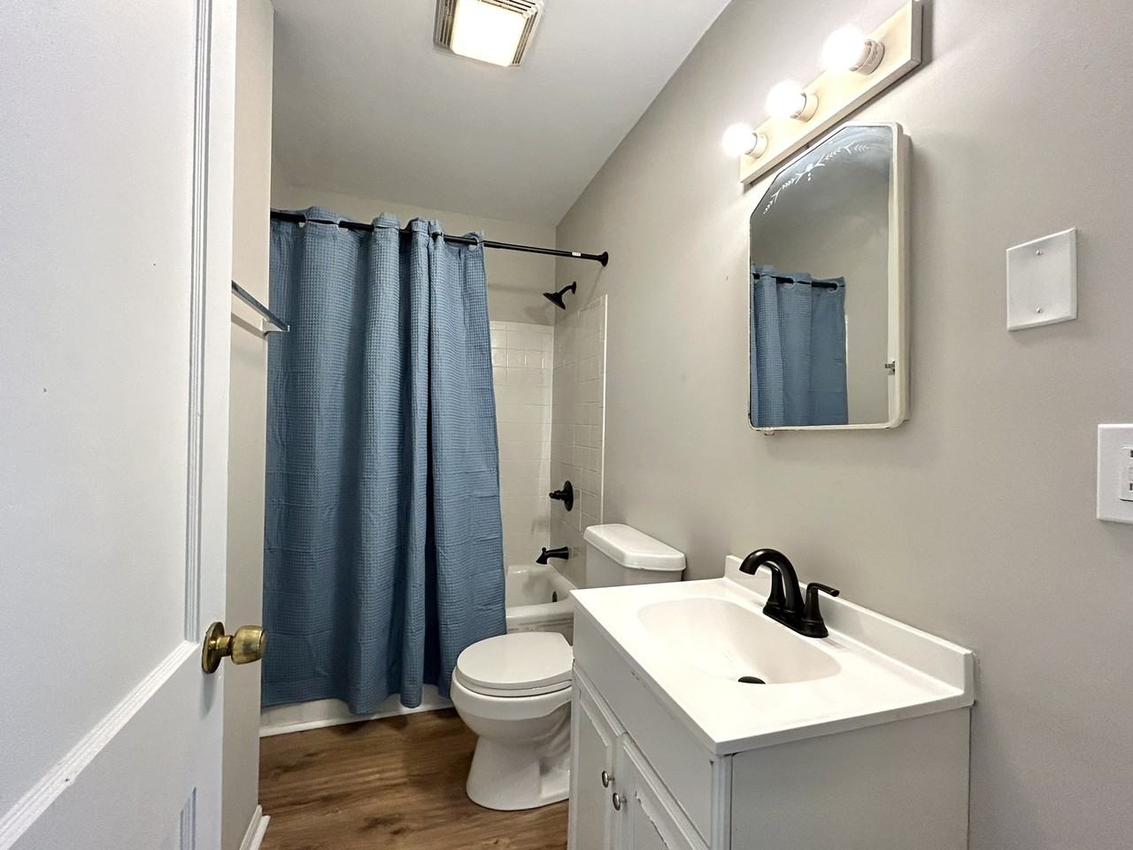 2131 Woodbine Avenue #1 - Photo 7 of 10