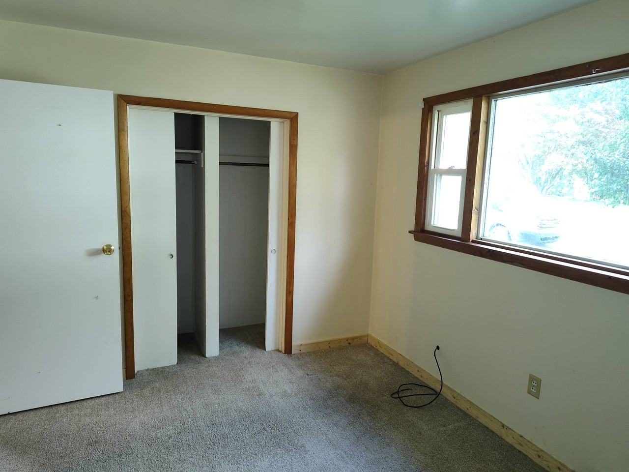 13415 Chestnut St #2 - Photo 3 of 8