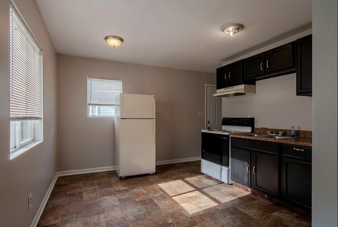 3129 Station Street #1 - Photo 4 of 11