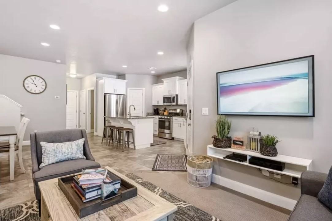 1887 Casa Lane #1 - Photo 5 of 19