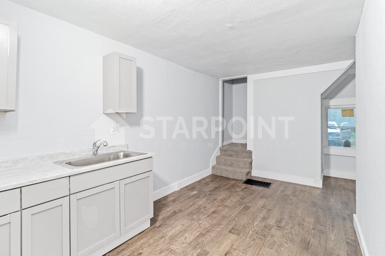 2631 Northwestern Pkwy #1 - Photo 7 of 10