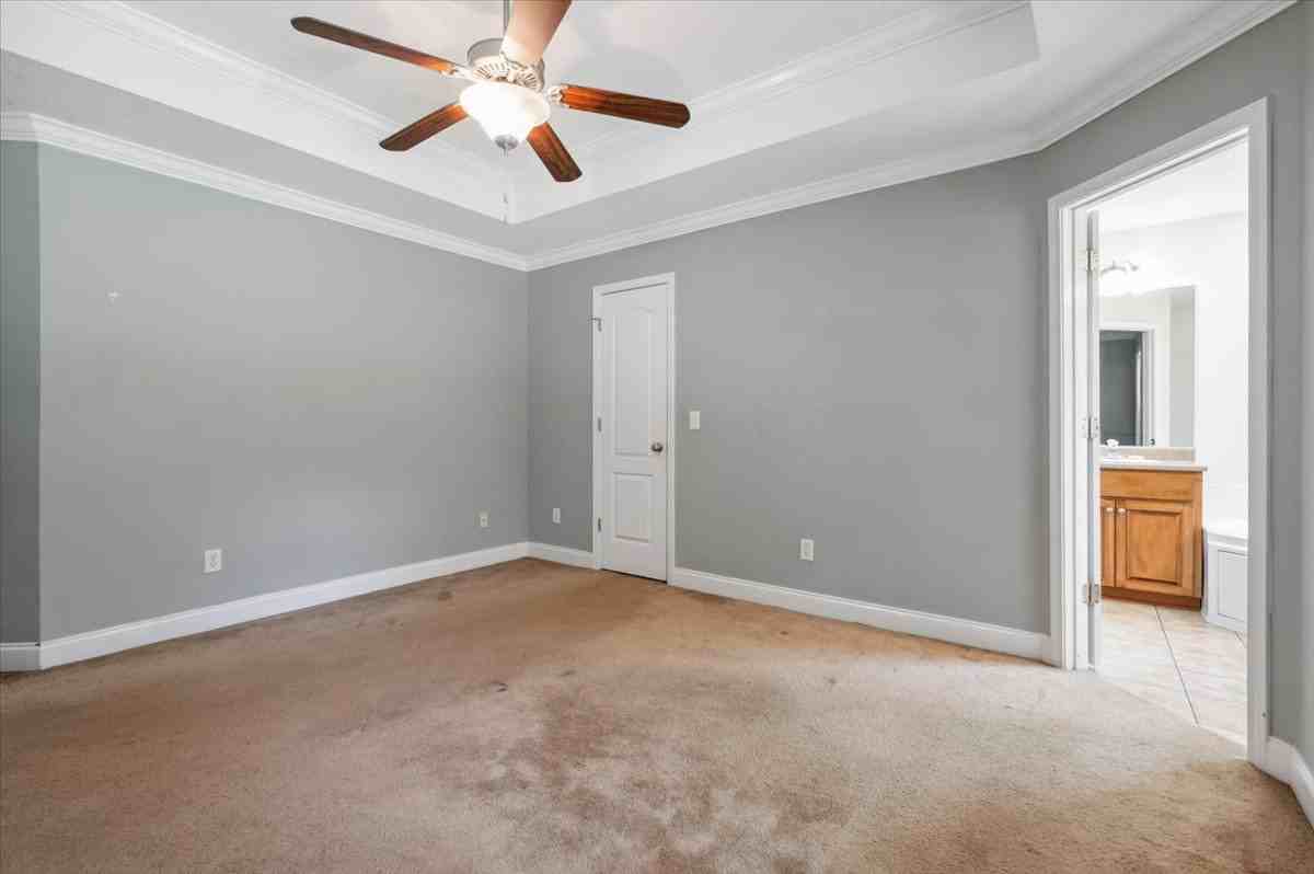 86 Carson St Ne #1 - Photo 2 of 11