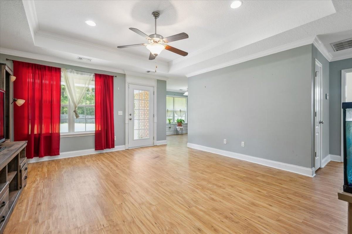 86 Carson St Ne #1 - Photo 4 of 11