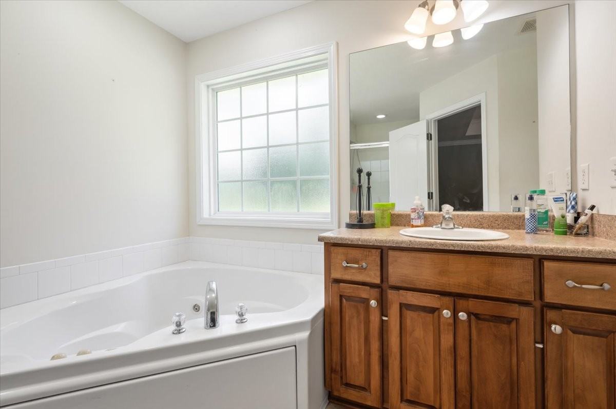 86 Carson St Ne #1 - Photo 7 of 11