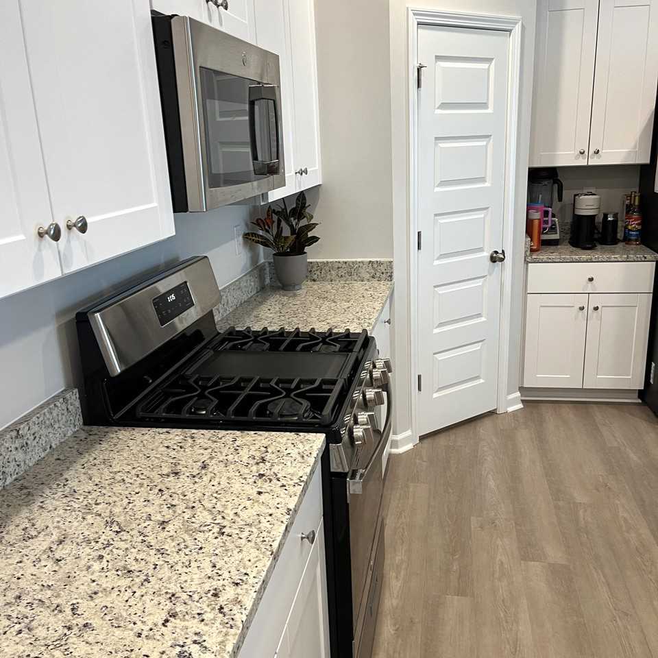 8160 Forest Edge Dr #1 - Photo 4 of 43