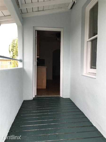 818 N Dixie Hwy - Photo 2 of 3