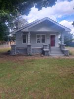 featured image of 104 N Farr Rd #1