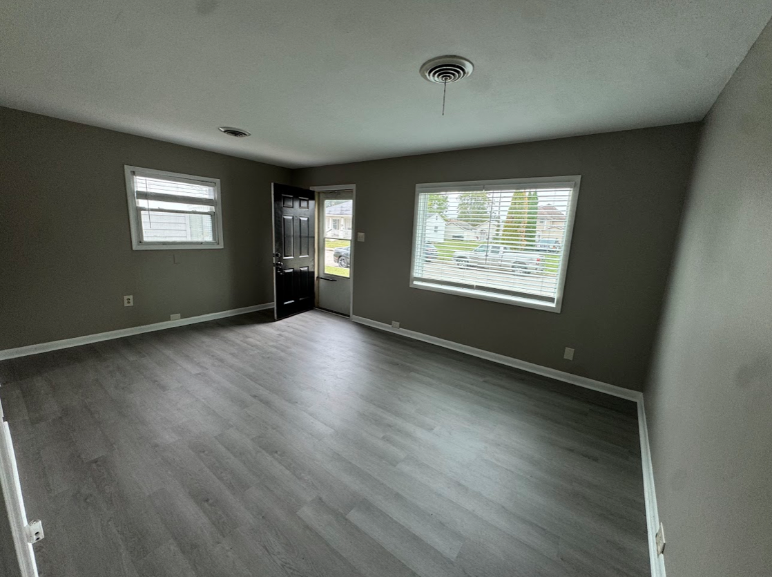 1023 East Dixon Street #1 - Photo 6 of 9