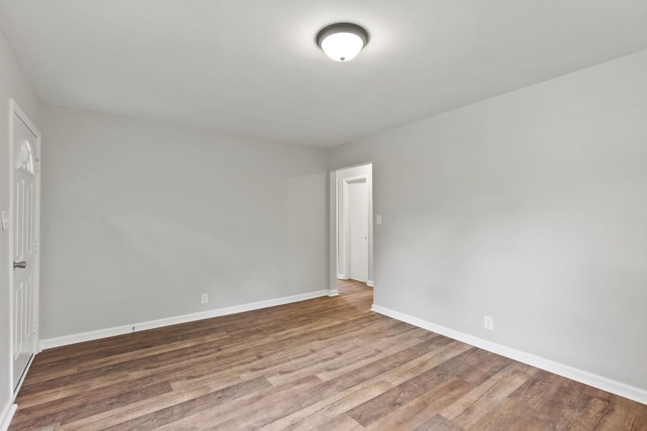 1004 South Mabel Street #1 - Photo 3 of 11