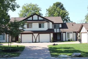 featured image of 8 Gothic Lane #8