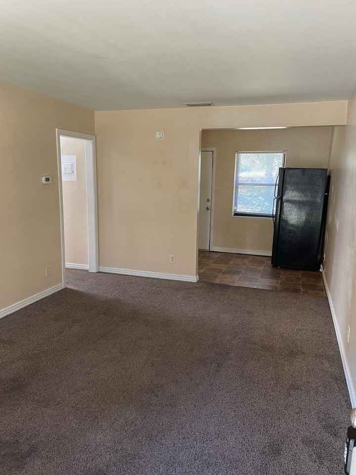 1522 Myrtle Dr #1 - Photo 4 of 12