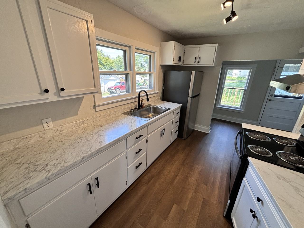 300 Hamilton Avenue #1 - Photo 7 of 27