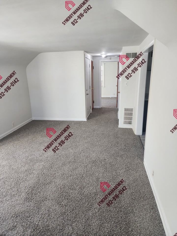 1054 Madison Avenue #1 - Photo 5 of 16