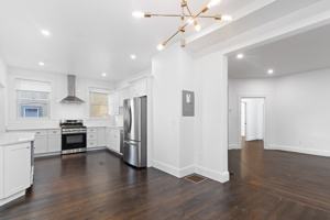 featured image of 8 Barnes St #1