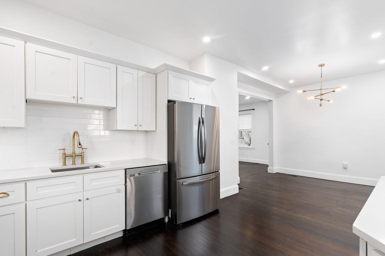 8 Barnes St #1 - Photo 4 of 14