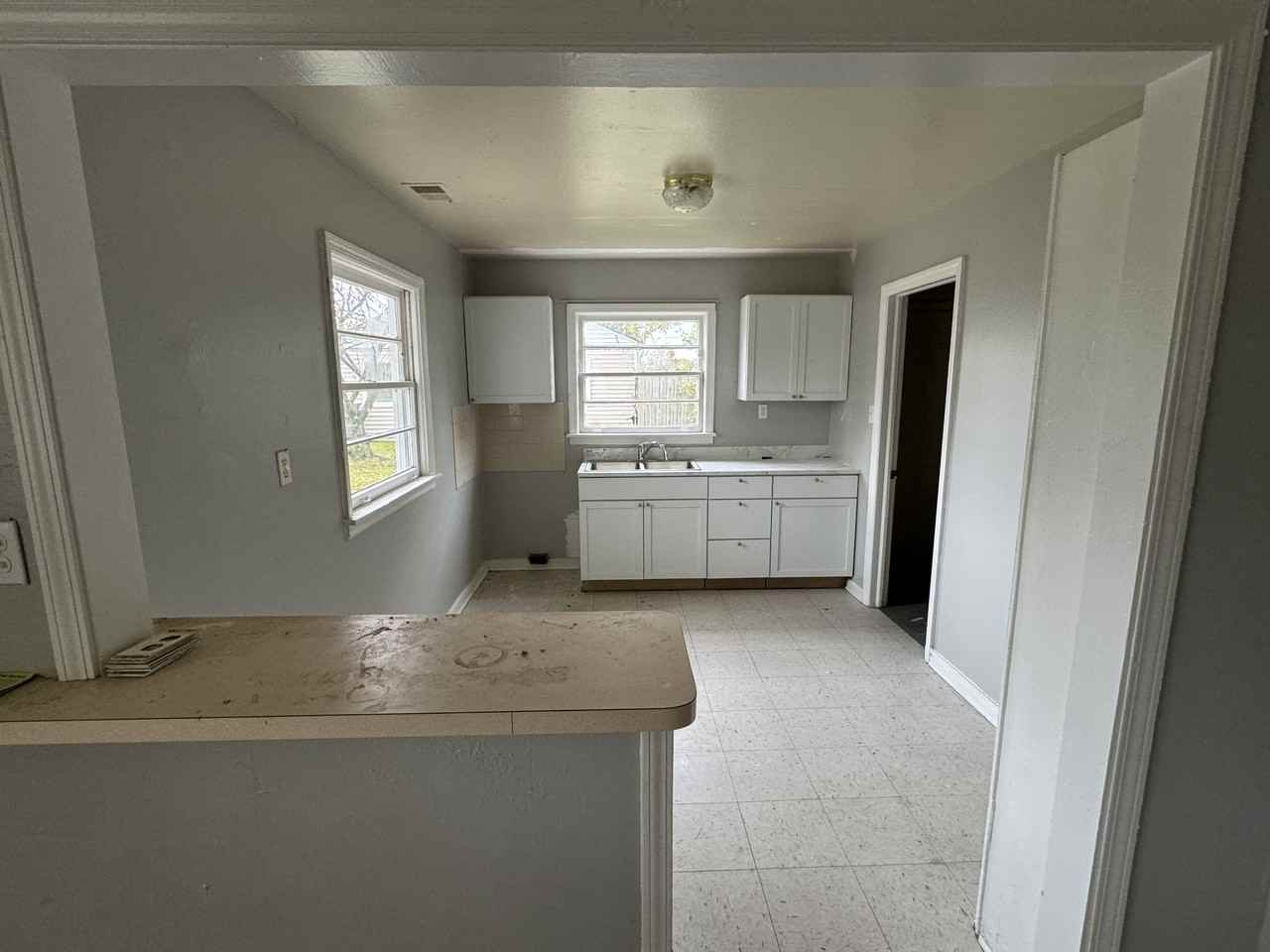 2226 North Kitley Avenue #1 - Photo 2 of 5