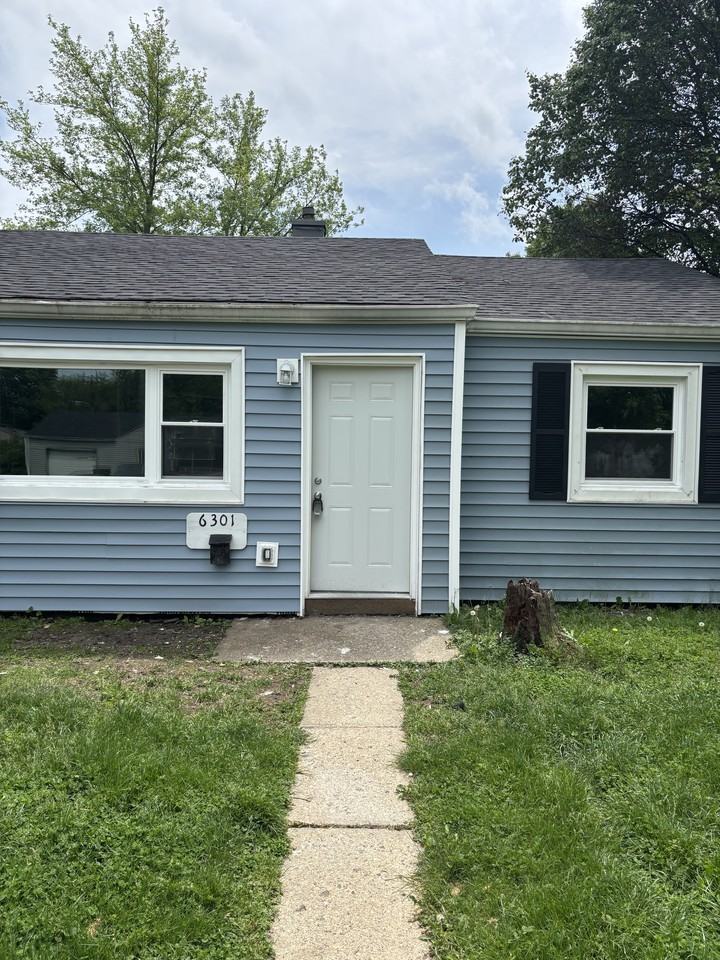 Nimitz Drive #1 - Photo 7 of 15