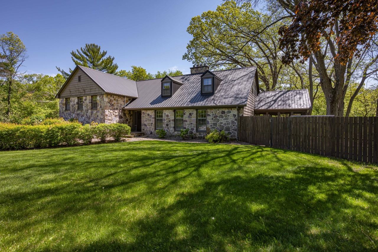 200 Windy Hill Road #1 - Photo 3 of 35