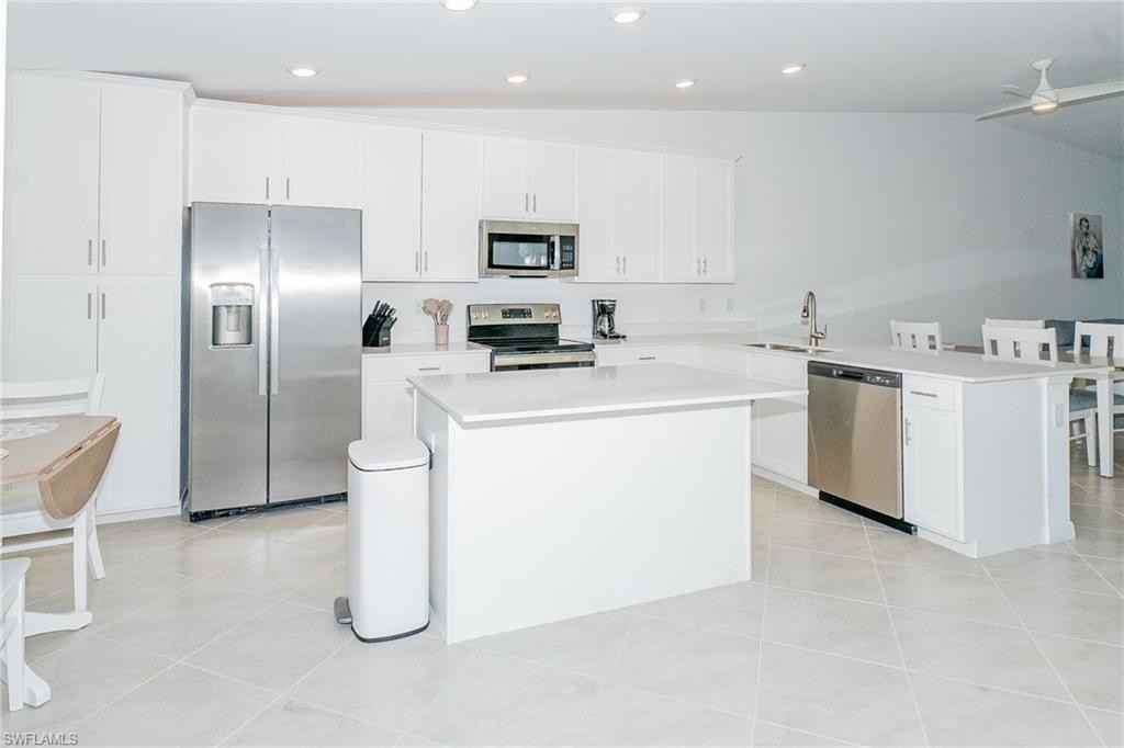 6031 Ellerston Way - Photo 6 of 39