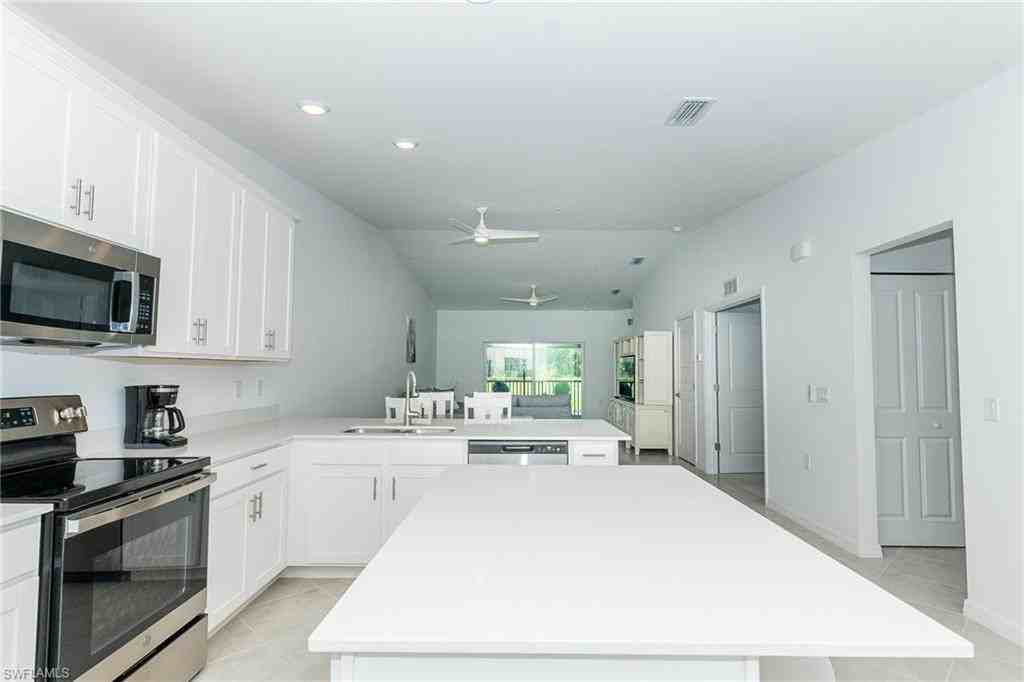 6031 Ellerston Way - Photo 7 of 39