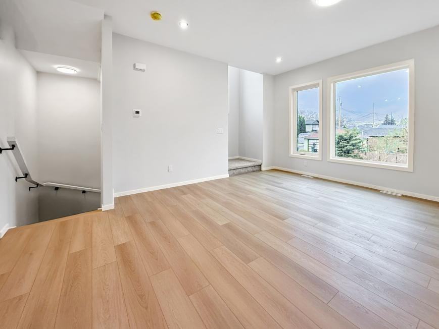 9307 123 Ave Nw - Photo 6 of 10