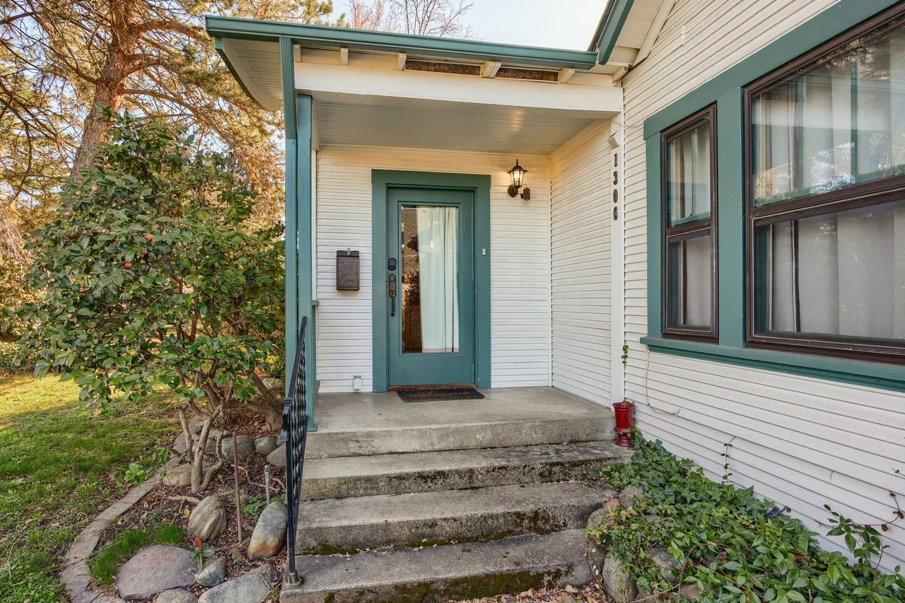 1306 Reddy Ave #1 - Photo 4 of 48