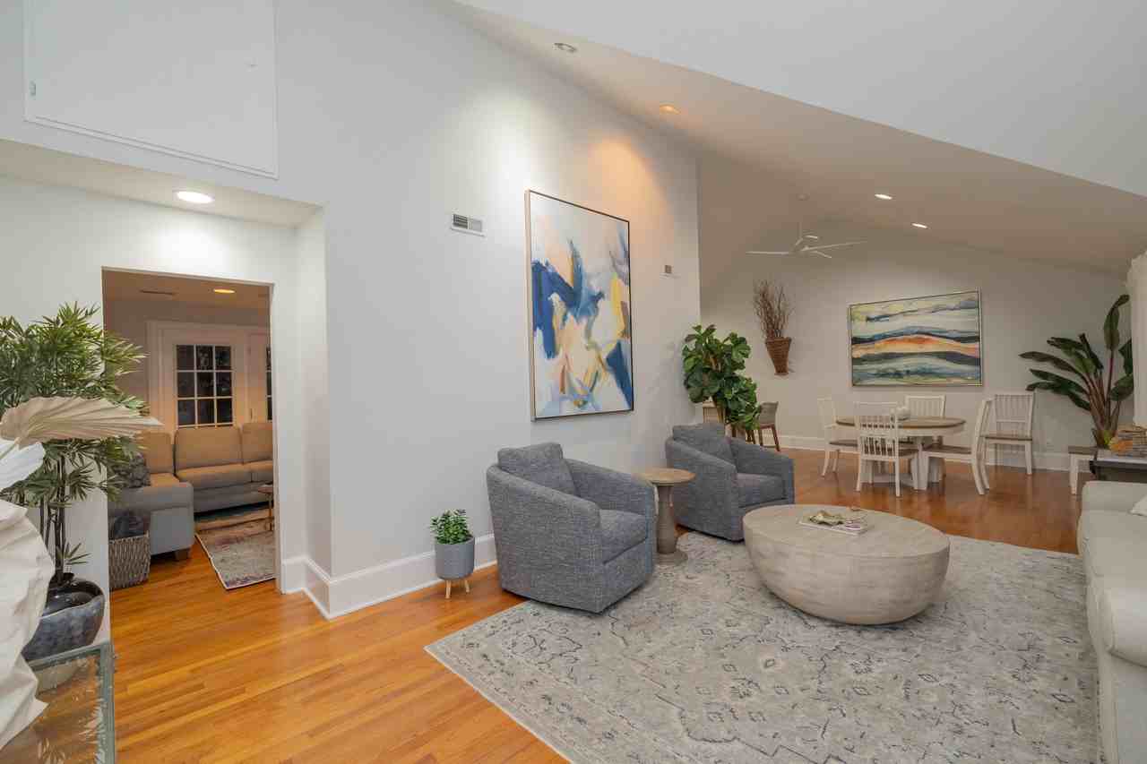 944 Lakeview Drive #1 - Photo 6 of 41