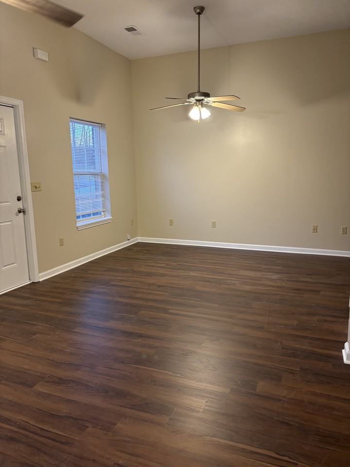 927 927-6 - Photo 3 of 6