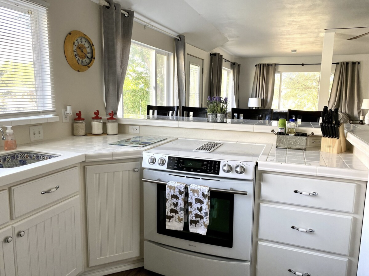 3637 Front St #1 - Photo 5 of 9