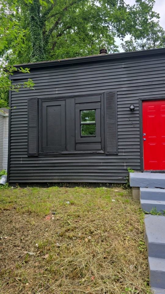 524 North 29th Street #1 - Photo 2 of 15