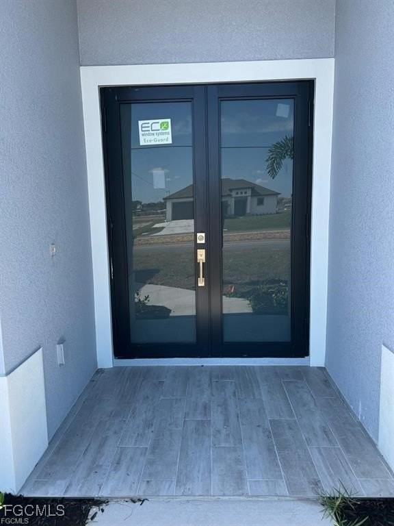 345 Diplomat Pkwy E - Photo 3 of 16