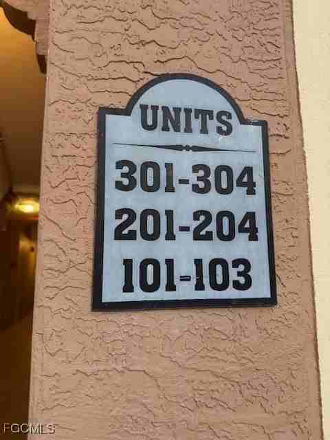 15605 Ocean Walk Cir #301 - Photo 4 of 28