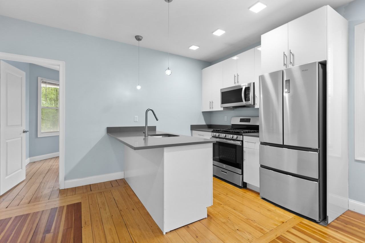 18 Trenton Street #1 - Photo 5 of 23