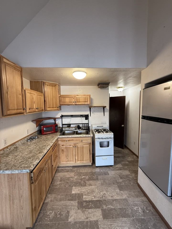 33790 Harvey St #3 - Photo 3 of 9