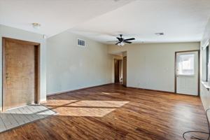 featured image of 3916 Southwest Mesquite Drive #1