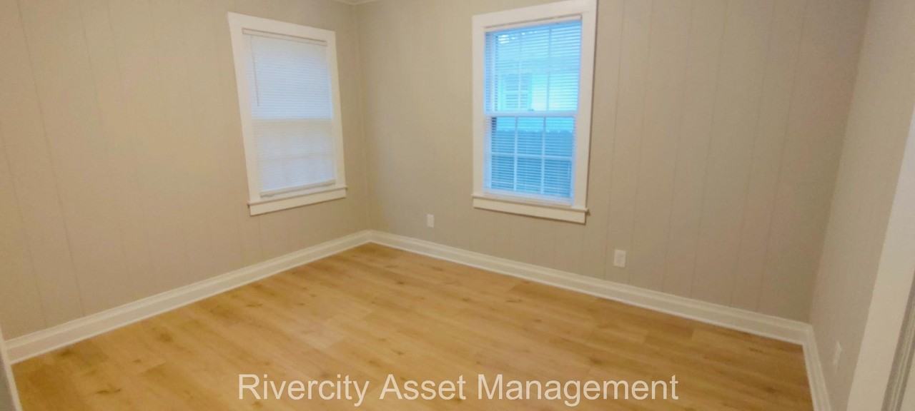 1757 Euclid Avenue #1 - Photo 5 of 10