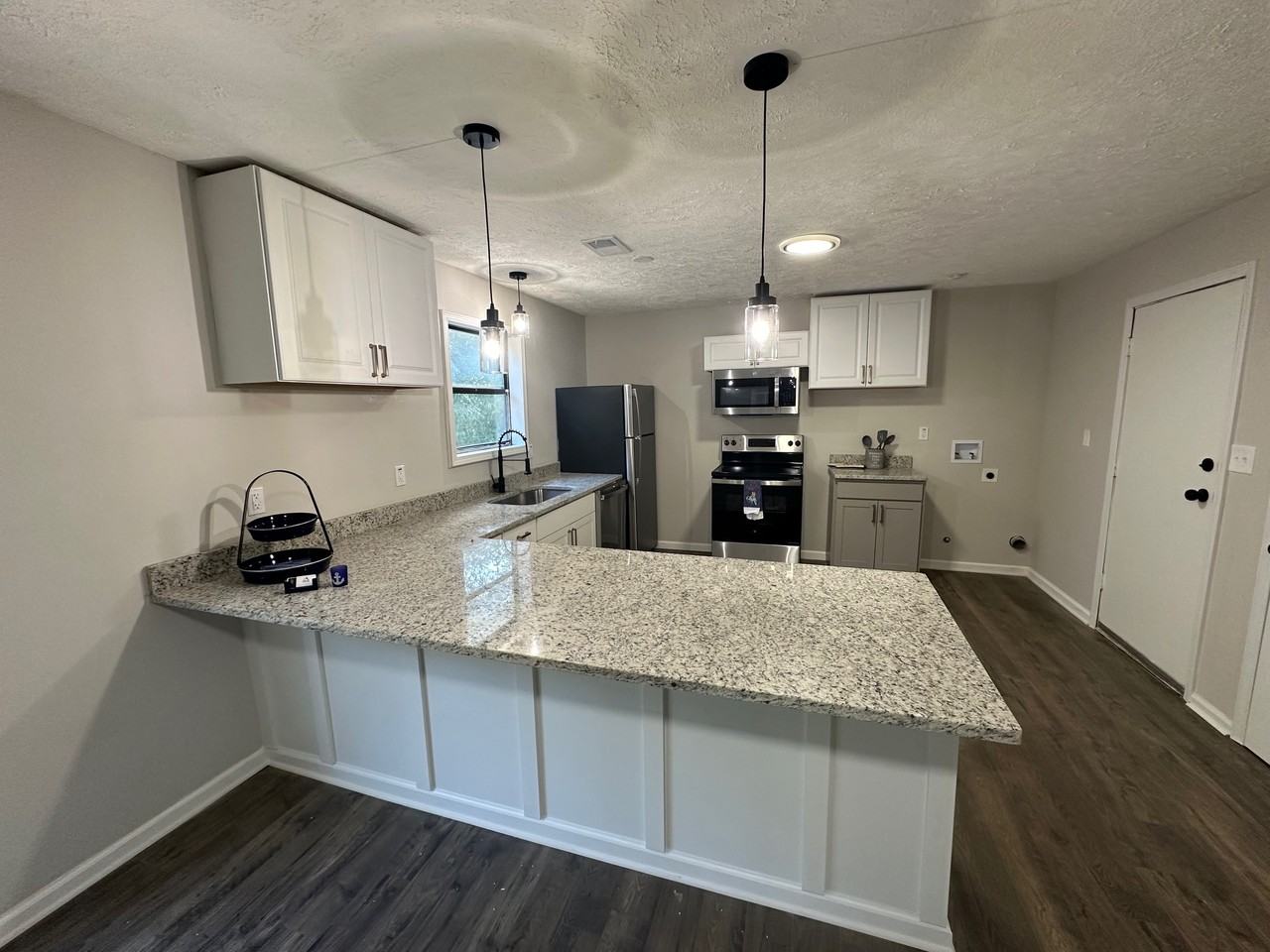 958 King Road #1 - Photo 3 of 6