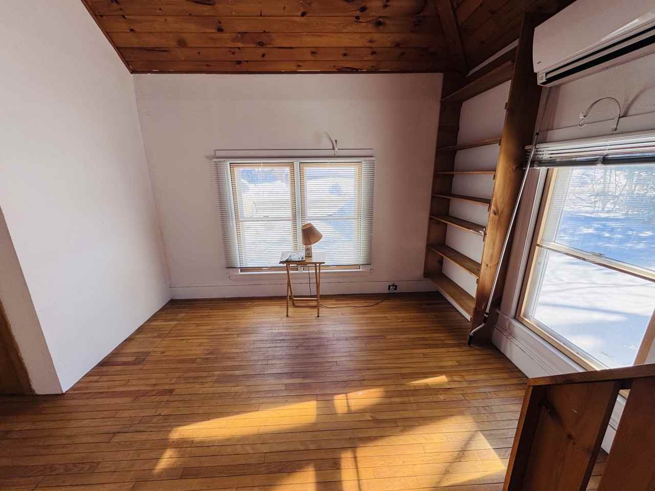 240 Pine St #1 - Photo 7 of 18