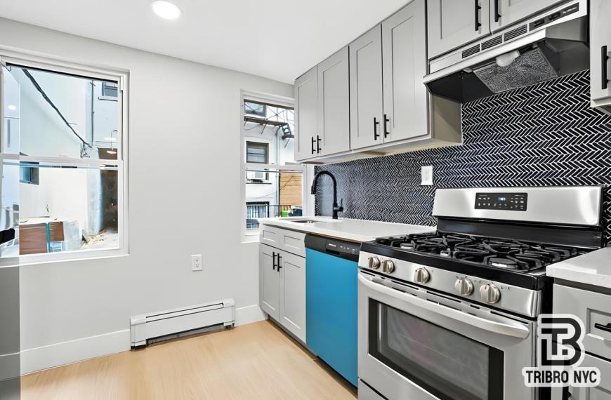 425 East 12th Street - Photo 7 of 9