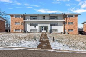 featured image of 117 S Elder Ln