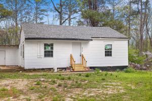 featured image of 2956 La Salle Street #1