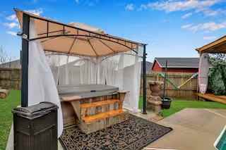 235 Windsor Garden Drive #1 - Photo 4 of 28