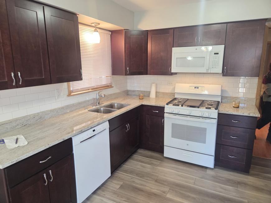 5850 North Mulligan Avenue