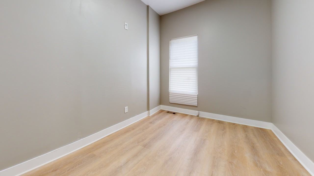 7640 Woodrow Wilson St #1 - Photo 7 of 10