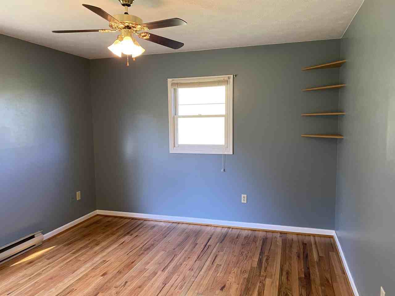 544 Hull St - Photo 7 of 18