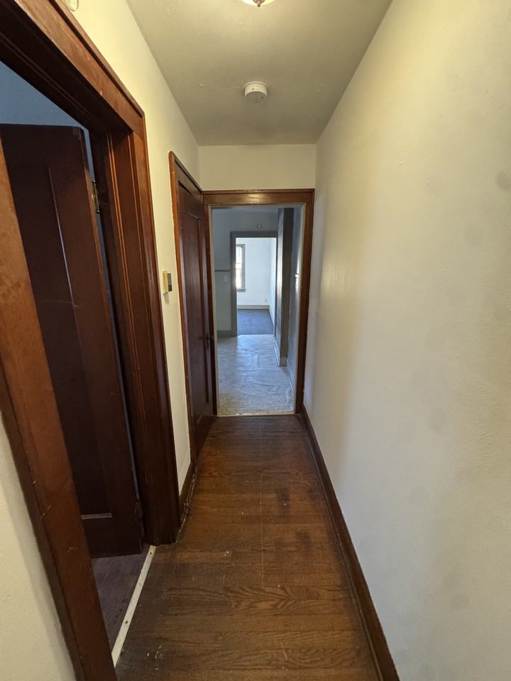 815 East 19th Street #1 - Photo 3 of 13