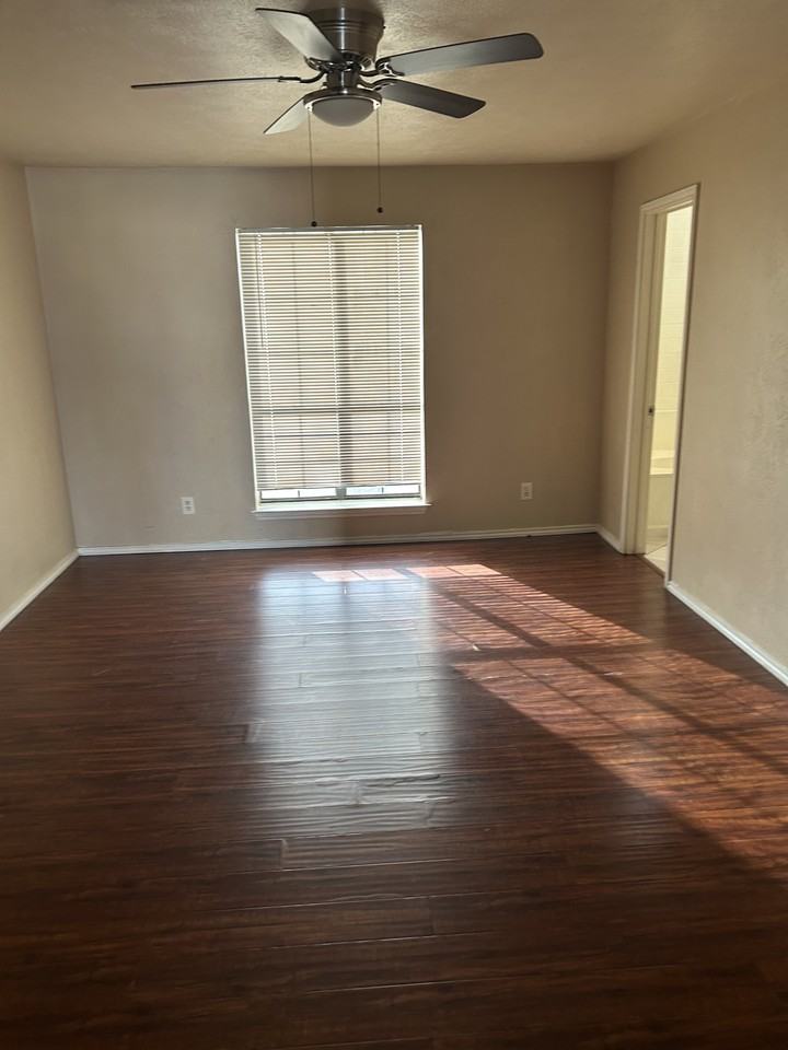 5801 Marvin Loving Dr #306 - Photo 4 of 6